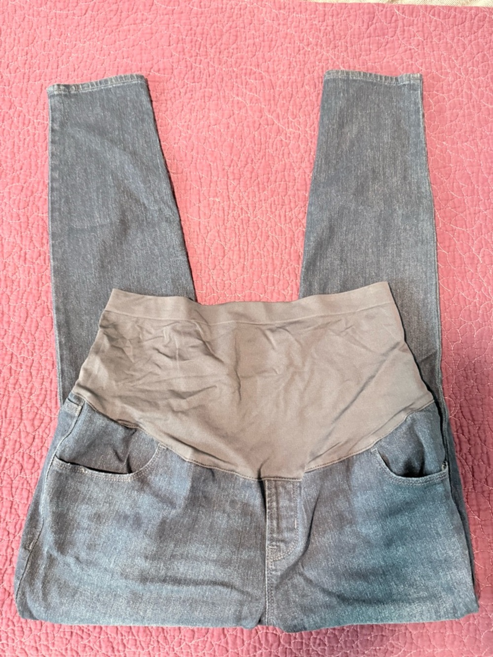 Old Navy WOW Skinny Maternity Jeans will full panel, 16 LONG